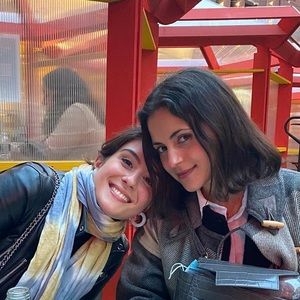 Meet your Posher, Layla